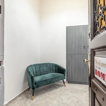 Apartment Stunning In The Hearth Of Budapest
